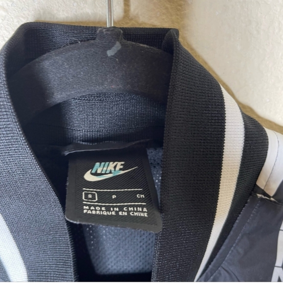 Nike Sportswear Printed Scorpion Full Zip Bomber Jacket Size Small - Picture 4 of 6